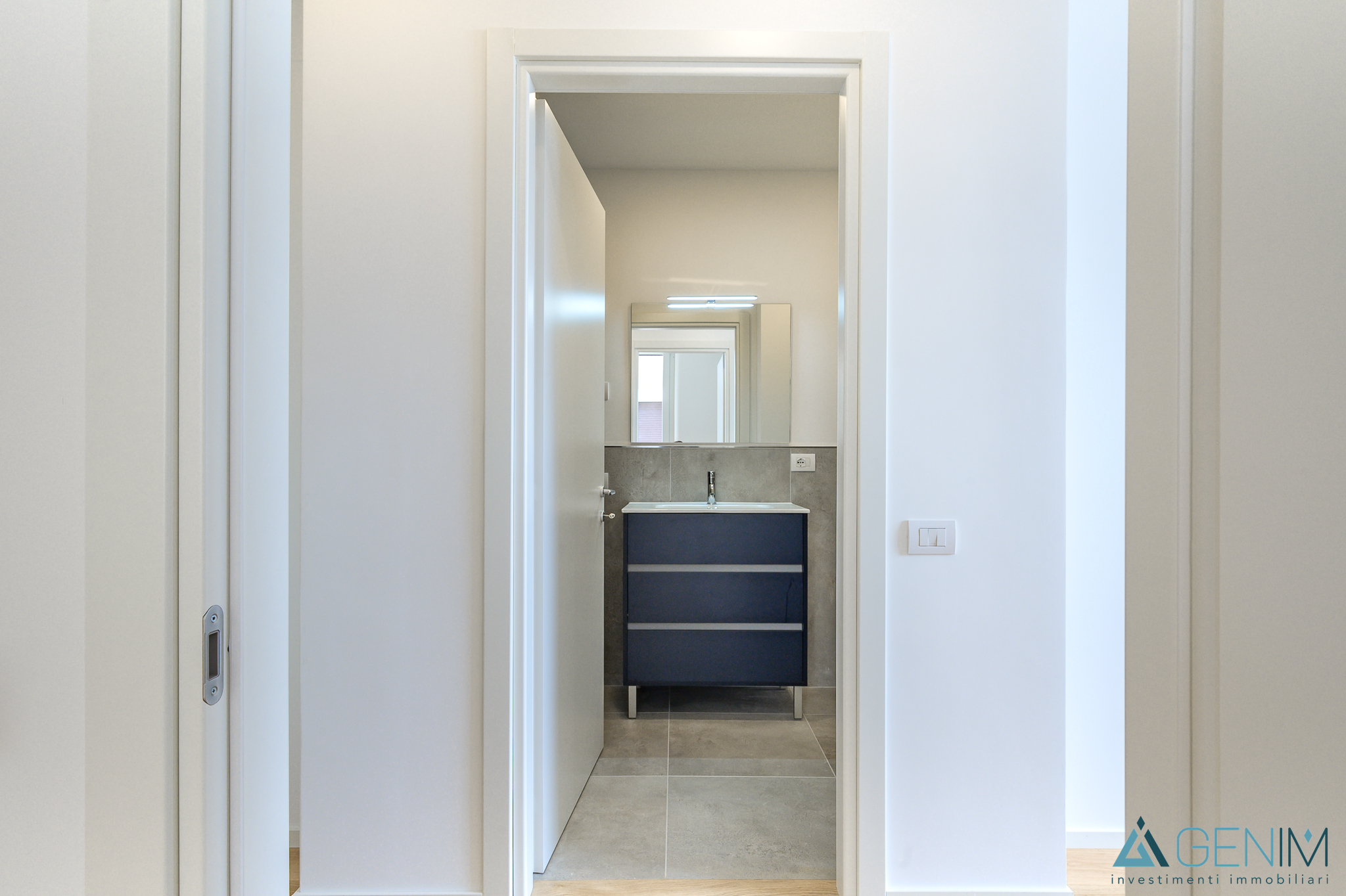 galleryimage