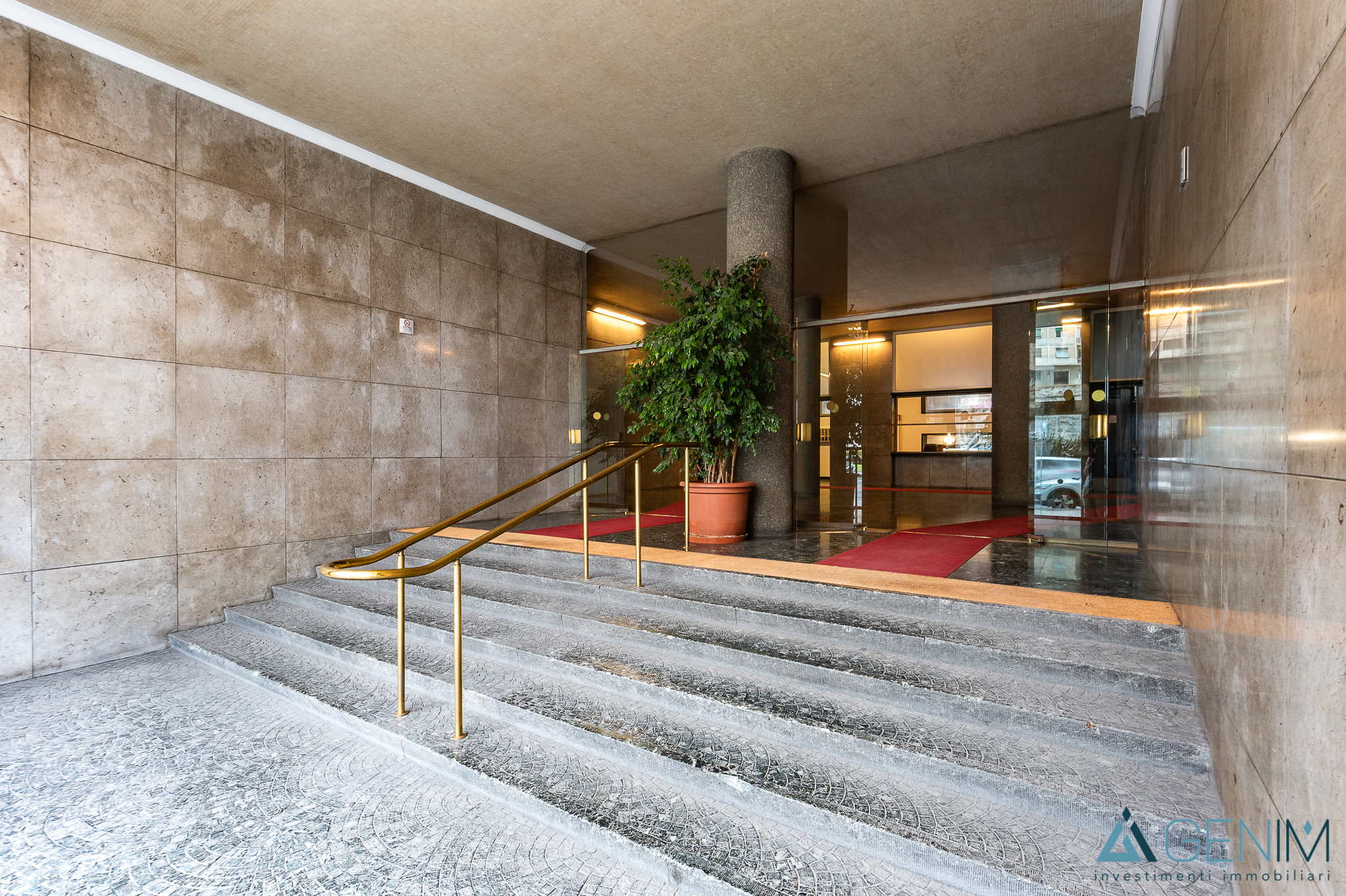 galleryimage