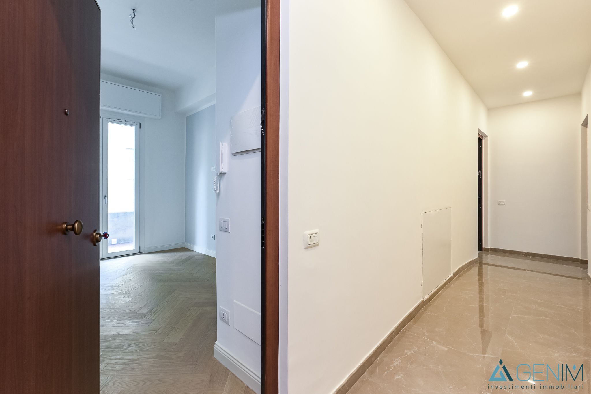 galleryimage