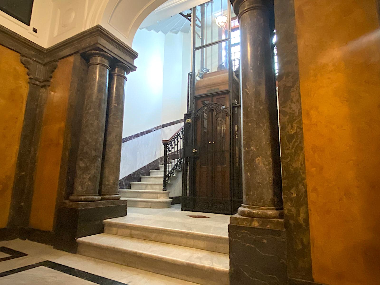 galleryimage